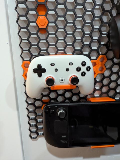Stadia Controller Holder for HSW with M3 Insert 3D model thumbnail