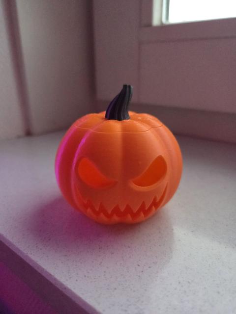 Jack-o’-Lantern thicker walls and open face 3D model thumbnail