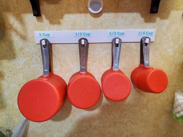 Measuring Spoon Wall Rack - no Drill 3D model thumbnail