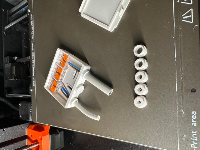 WAGO 221 3x3 junctionbox with caps 3D model thumbnail