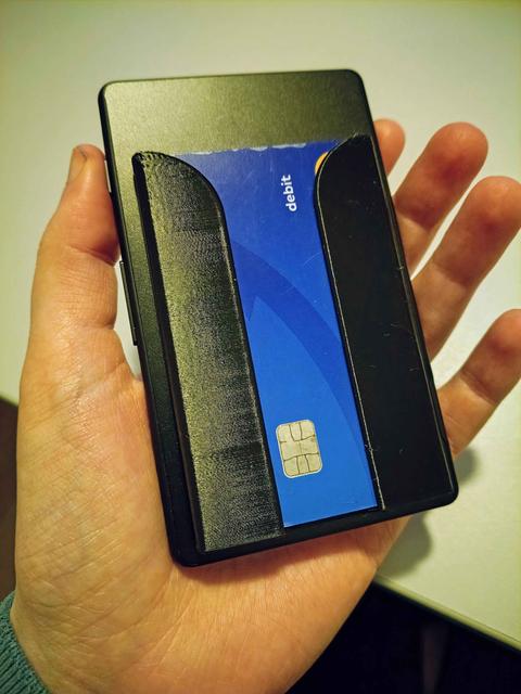Magsafe-style DUMB wallet (XTEINK compatible) 3D model thumbnail