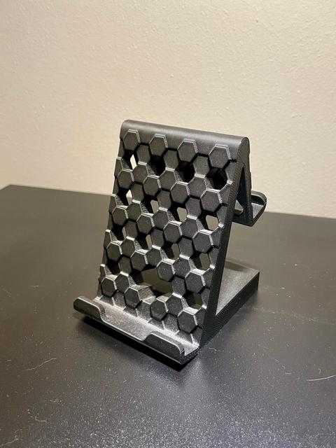 Phone stand 3D model thumbnail