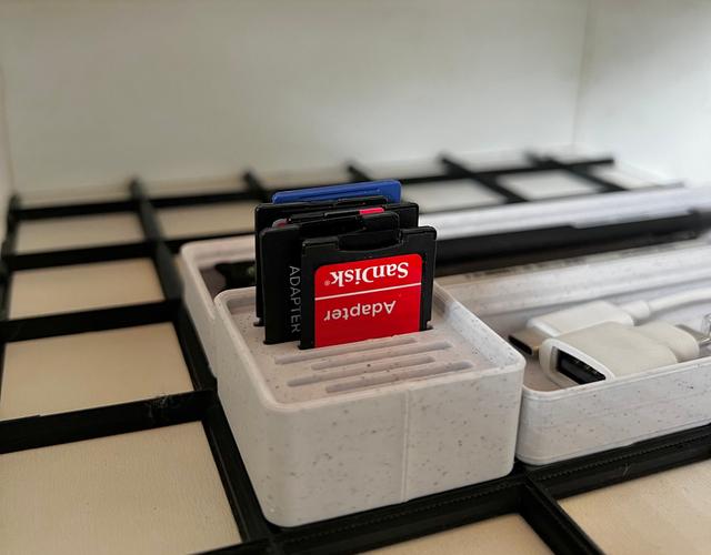 Gridfinity SD card holder 3D model thumbnail