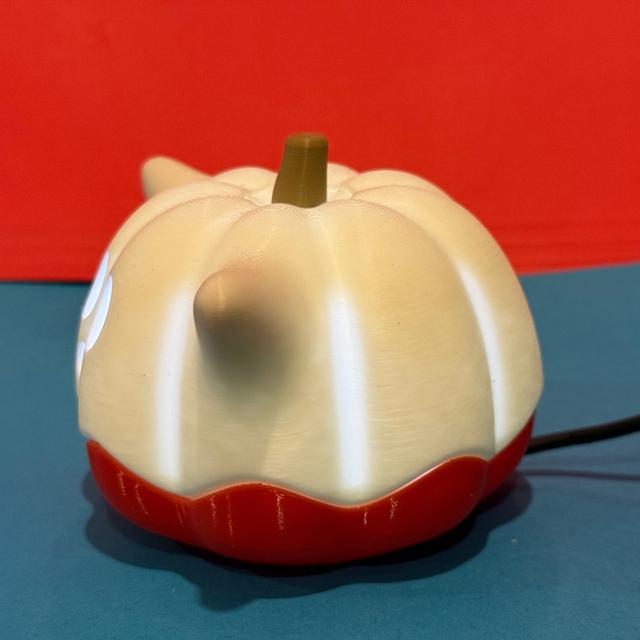 Ghost Pumpkin base with Wire Passthrough for @SabreDesign Ghost Pumpkin 3D model thumbnail