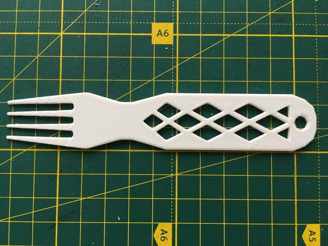 Mini Picnic Fork (130mm) – Fast & Lightweight 3D Print 3D model thumbnail