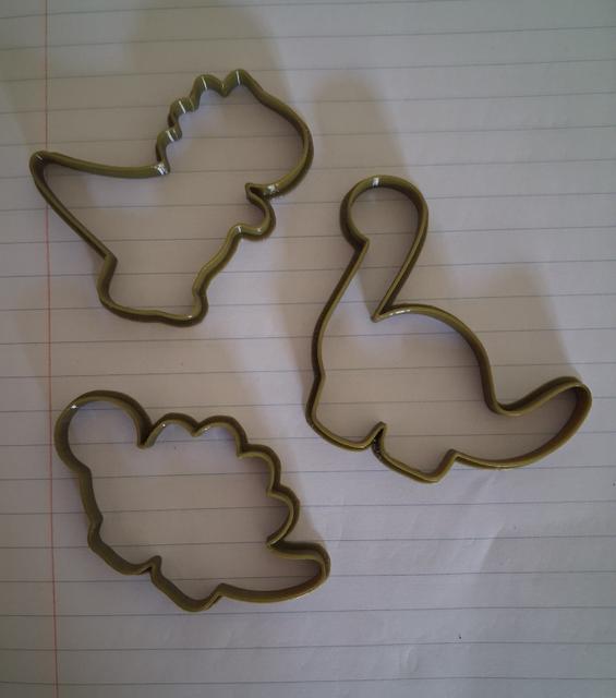 Dino Cookie Cutters (Outline) 3D model thumbnail