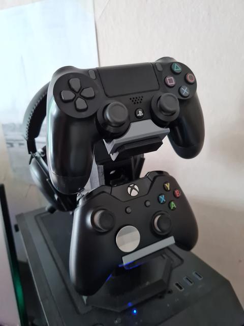 Xbox One and Ps4 Controller adapters for "Controller and headset holder" tower 3D model thumbnail