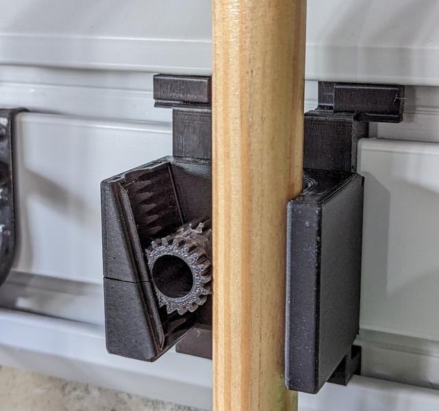 GearTrack Gravity Broom Holder 3D model thumbnail