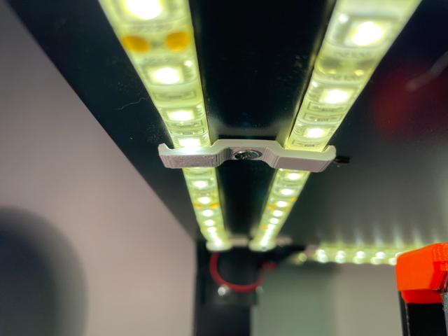 Dual LED Strip Clip 3D model thumbnail