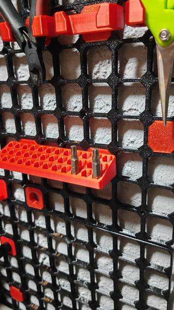 Horizontal Bit Holder for opengrid 3D model thumbnail