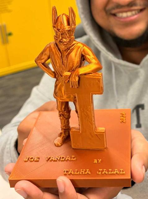 JOE VANDAL STATUE 3D model thumbnail