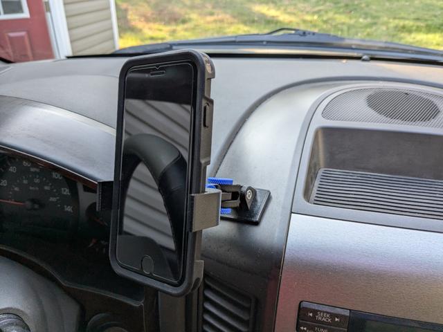 Magnetic Phone Holder Adapter 3D model thumbnail