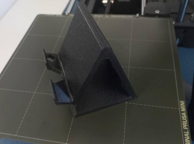 Phone Stand 3D model thumbnail