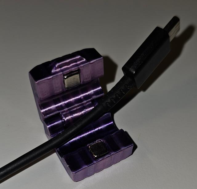 Magnetic cable clip 3D model thumbnail