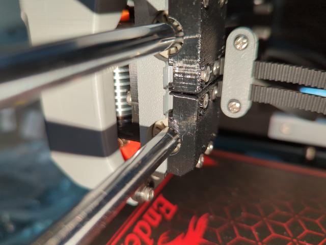 Clamping rod-cradle for The 100 v1.1 - Remix 3D model thumbnail