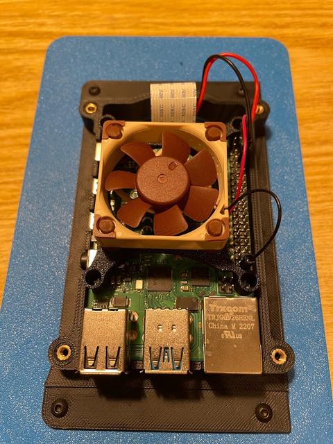 RonnyS 7" Touchscreen case for Raspberry Pi 4 + internal fan original screws 3D model thumbnail
