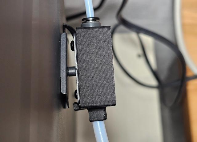 Remix - Clip added - PTFE Bowden Tubing Adapter for Elegoo Centauri Carbon Filament Sensor 3D model thumbnail