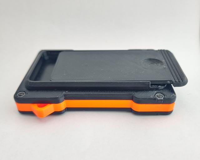 Pop-up Card Wallet w/ Deeper Storage Compartment 3D model thumbnail