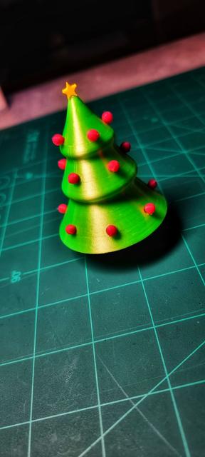 Christmas Tree Bobblehead Xmas 3D model thumbnail