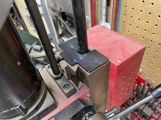 Harbor Freight Mini Mill Column Top Cover, Solid, Hole, or Slot. 3D model thumbnail