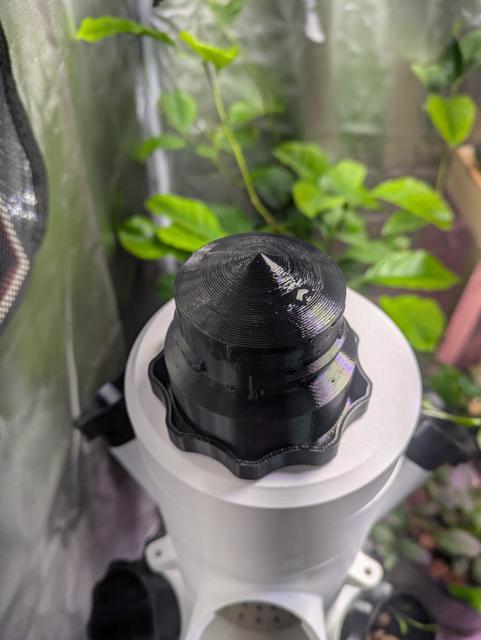 Hydroponic Tower Solid Cap 3D model thumbnail