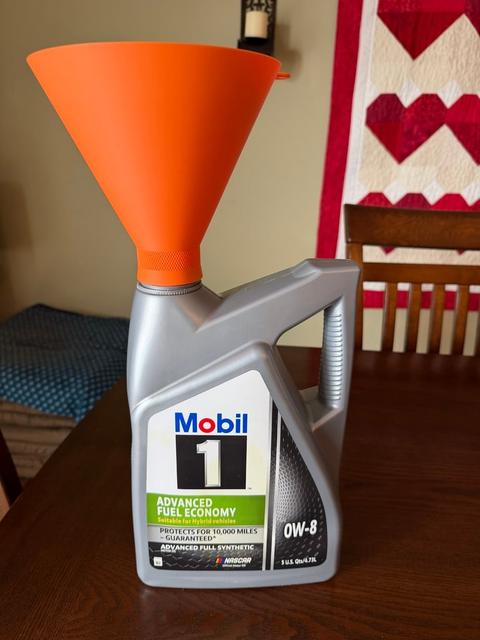 Mobil 5qt Oil Funnel 3D model thumbnail