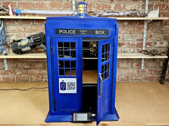 Tardis Cover for Prusa Core L 3D model thumbnail