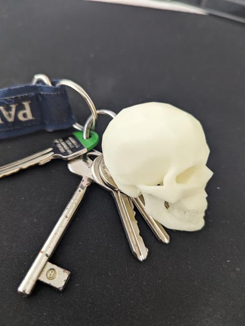 Skull low poly pendant - keyring FAST PRINT 3D model thumbnail