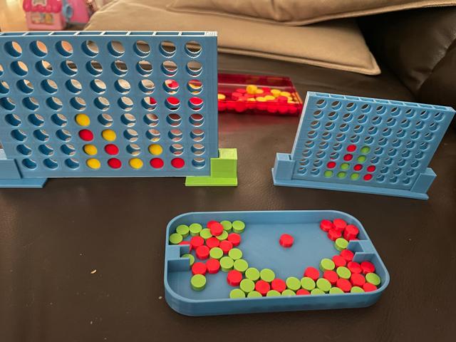Connect 4 - larger board 3D model thumbnail