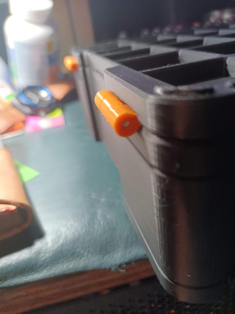 Headless Screw Hinge for Gridfinity Storage Box by Pred 3D model thumbnail
