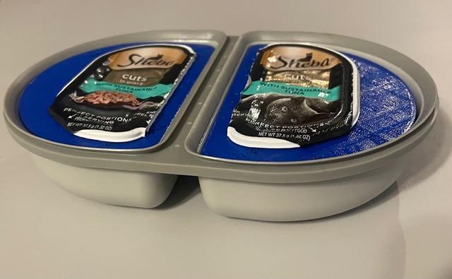 Sheba and Fancy Feast catfood holders 3D model thumbnail