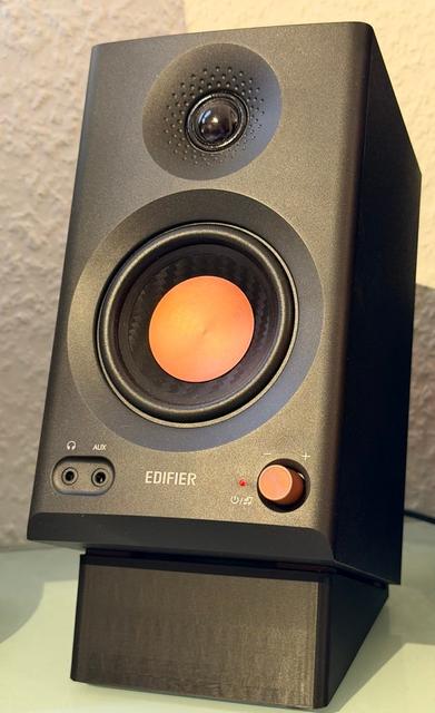 Stand for Desktop Speaker Edifier MR3 3D model thumbnail