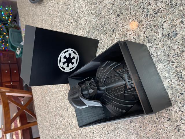 Gift Box for EASTMAN's Darth_Vader_Bust 3D model thumbnail