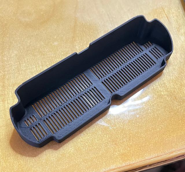 Desiccant tray v2 slotted for better airflow when drying beads 3D model thumbnail