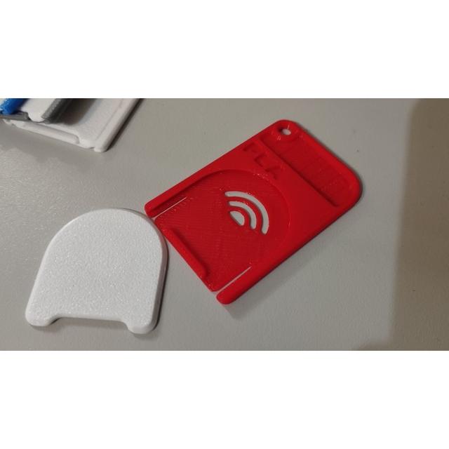 Universal RFID Swatch for Reuse of Tags (Easy Swapping) 3D model thumbnail
