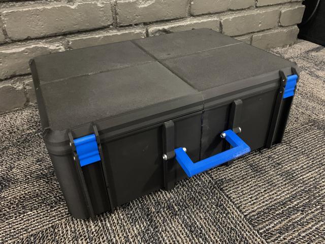 Carrying Case for ViewSonic LCD Projector, foam lined, printed in 4 parts each for box and lid, CA-glued together. 3D model thumbnail