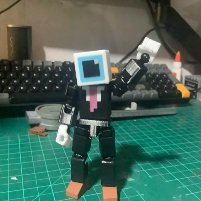 Eggchan Mini 13 3D model thumbnail