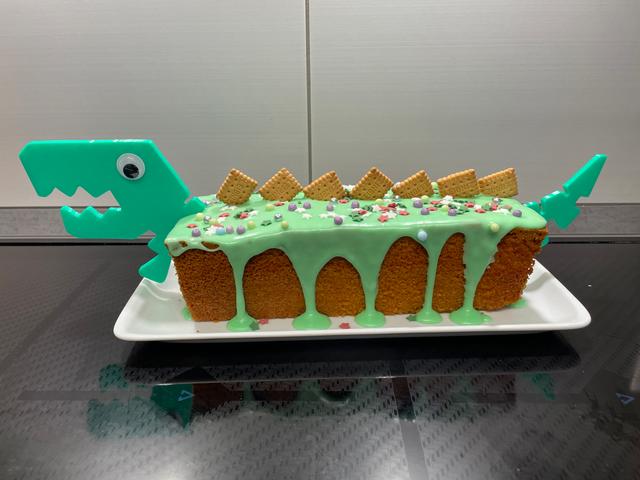 Flexi Rex Cake / Flexi Rex Kuchen 3D model thumbnail