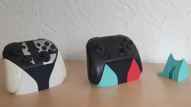 Switch Pro Controller Stand [3 Parts 3 Files with wedges] 3D model thumbnail