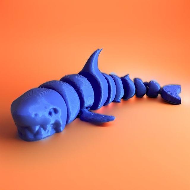 Low poly articulated shark 3D model thumbnail