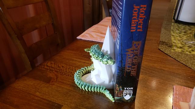 Dragon Mount Bookends (for Articulated Dragon) 3D model thumbnail