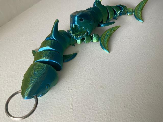 Articulated Shark Keychain 3D model thumbnail