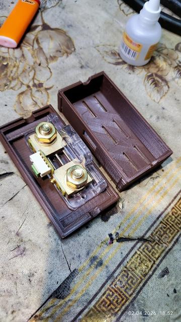 TK15H coulometer 150 amp shunt box 3D model thumbnail