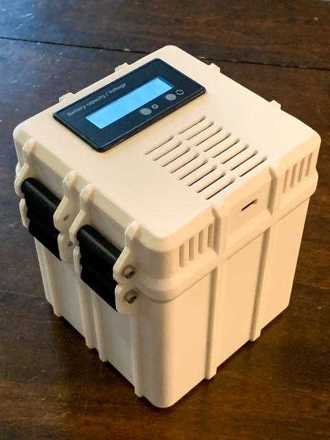 USBC-PD (Power Delivery) 100W Power Bank 3D model thumbnail