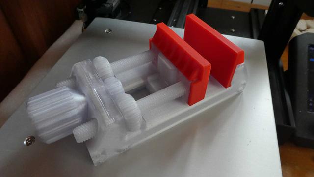 Absolutely flat 40x70 cm plates for "Fast Operation Vise" 3D model thumbnail