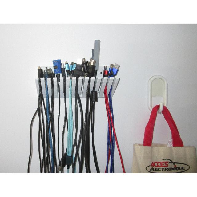 USB cable support 3D model thumbnail