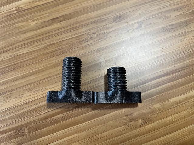 Magsafe Charger Clamp - Longer Screw 3D model thumbnail