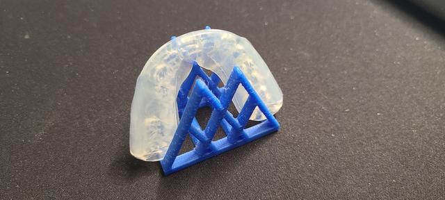 Mouth Guard Drying Rack 3D model thumbnail