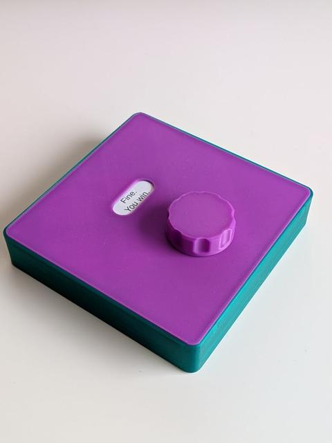 Unlocking Gift Box - 5 Messages 3D model thumbnail