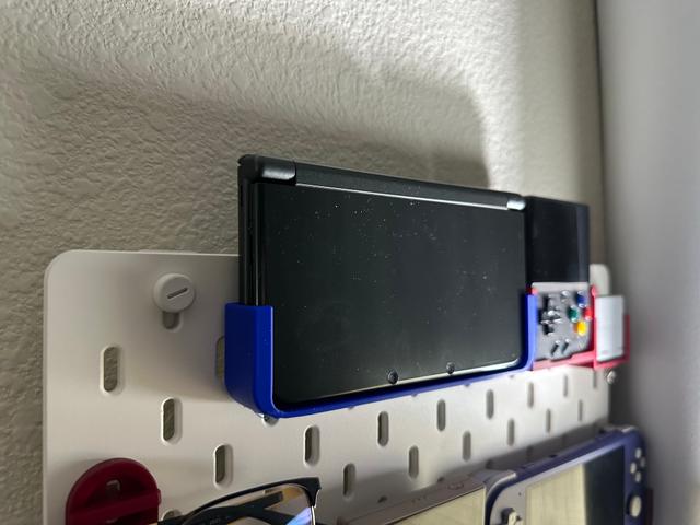 New 3DS XL Skadis Mount 3D model thumbnail